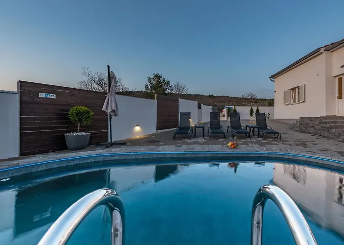 Sea Pearl Zadarvillas Вилла Масленица