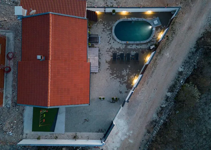 Sea Pearl Zadarvillas Вилла Масленица